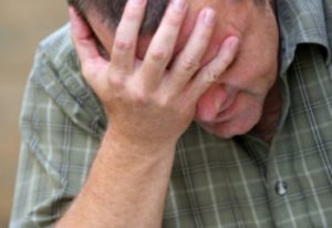 Как отучить мужчину от нытья?