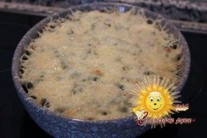 Запеканка из цукини с горошком