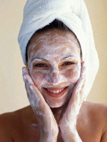 Чистка лица в домашних условиях, все тонкости и секреты