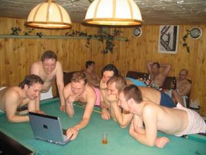 Что подарить мужчине (мужу) на день рождения? (Статья Оксаны Чистяковой с комментариями Рашида Кирранова).