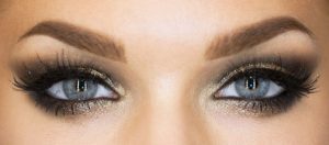Как правильно красить глаза?