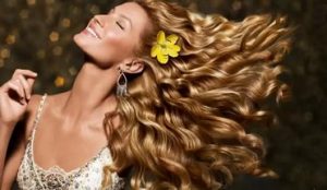 Маски для волос в домашних условиях – эффективно, дешево и результативно.