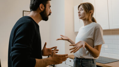 Как и зачем женщине отстаивать свои интересы и добиться уважения мужа?